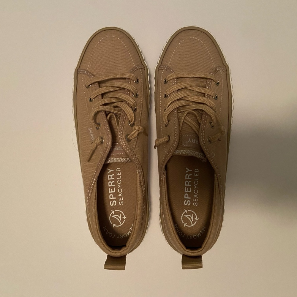 Sperry Beige Canvas Shoes